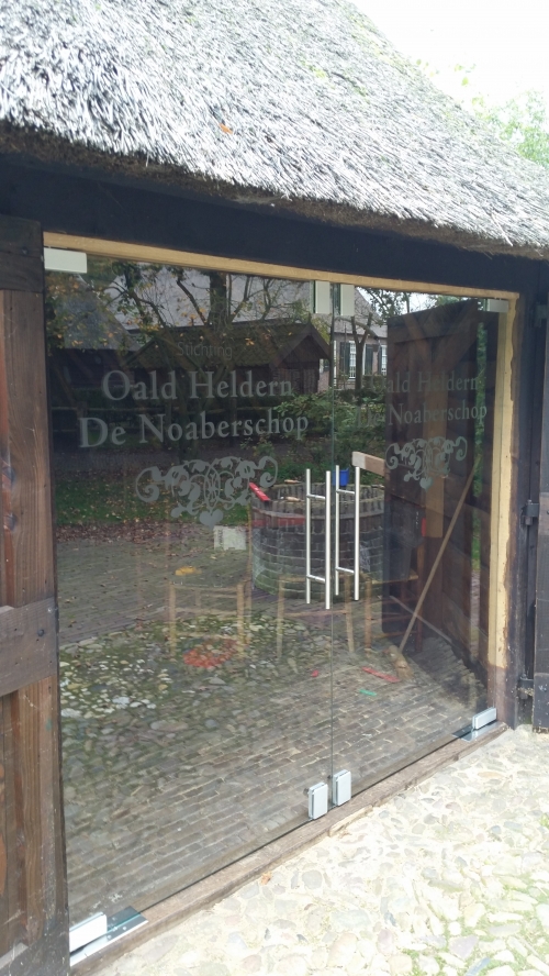 Glas op maat Almelo | LiGRo Interieurs
